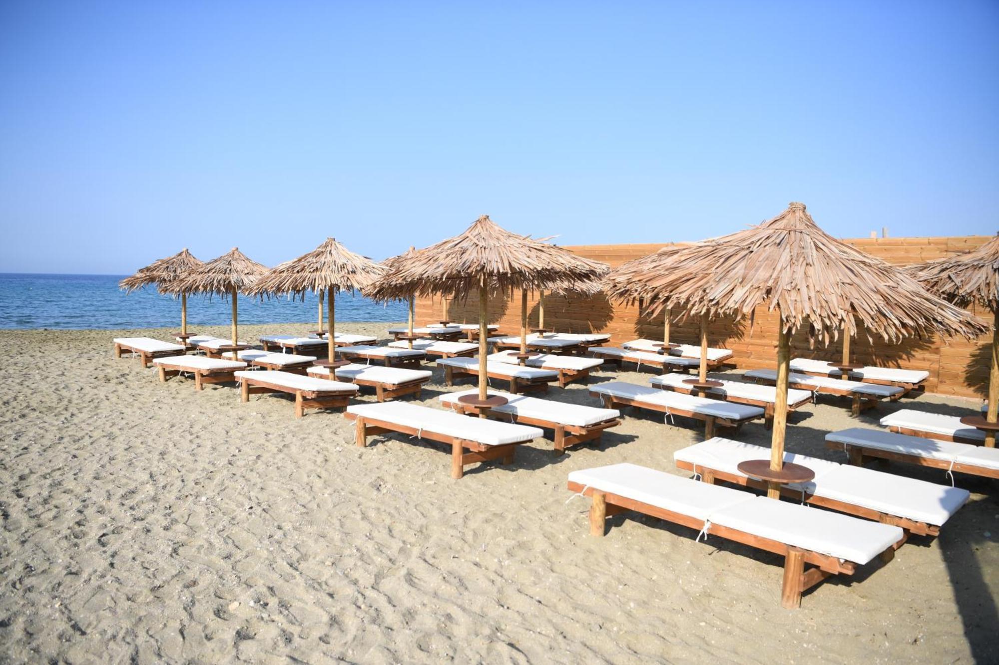 Nostos Beachfront Apartments & Studios Айос Іоанніс Екстер'єр фото