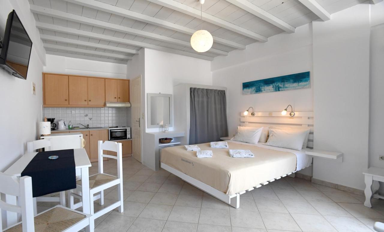 Nostos Beachfront Apartments & Studios Айос Іоанніс Екстер'єр фото