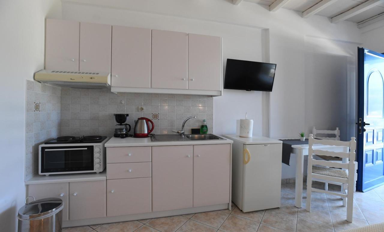 Nostos Beachfront Apartments & Studios Айос Іоанніс Екстер'єр фото